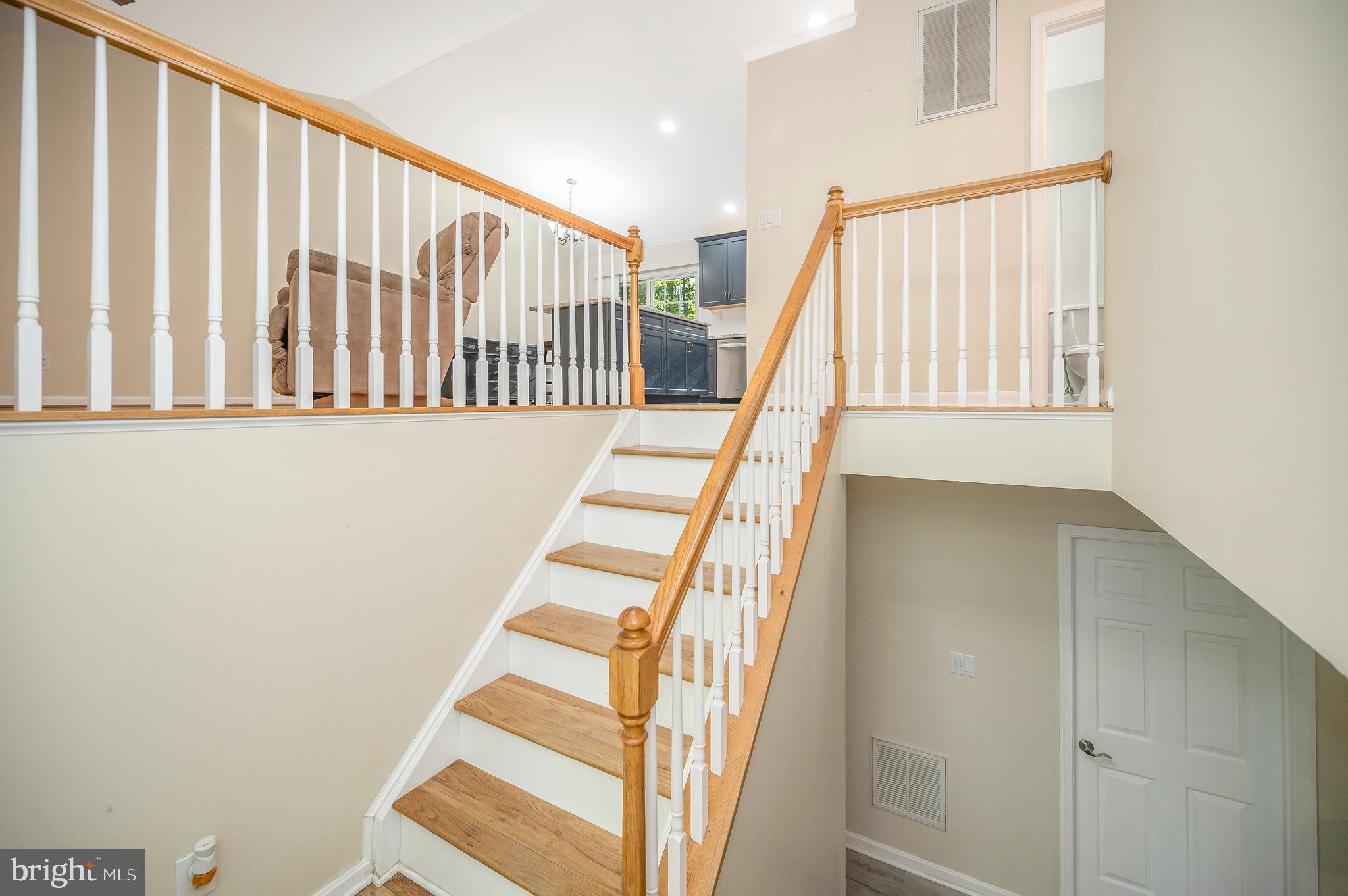 62 CASCADE LANE