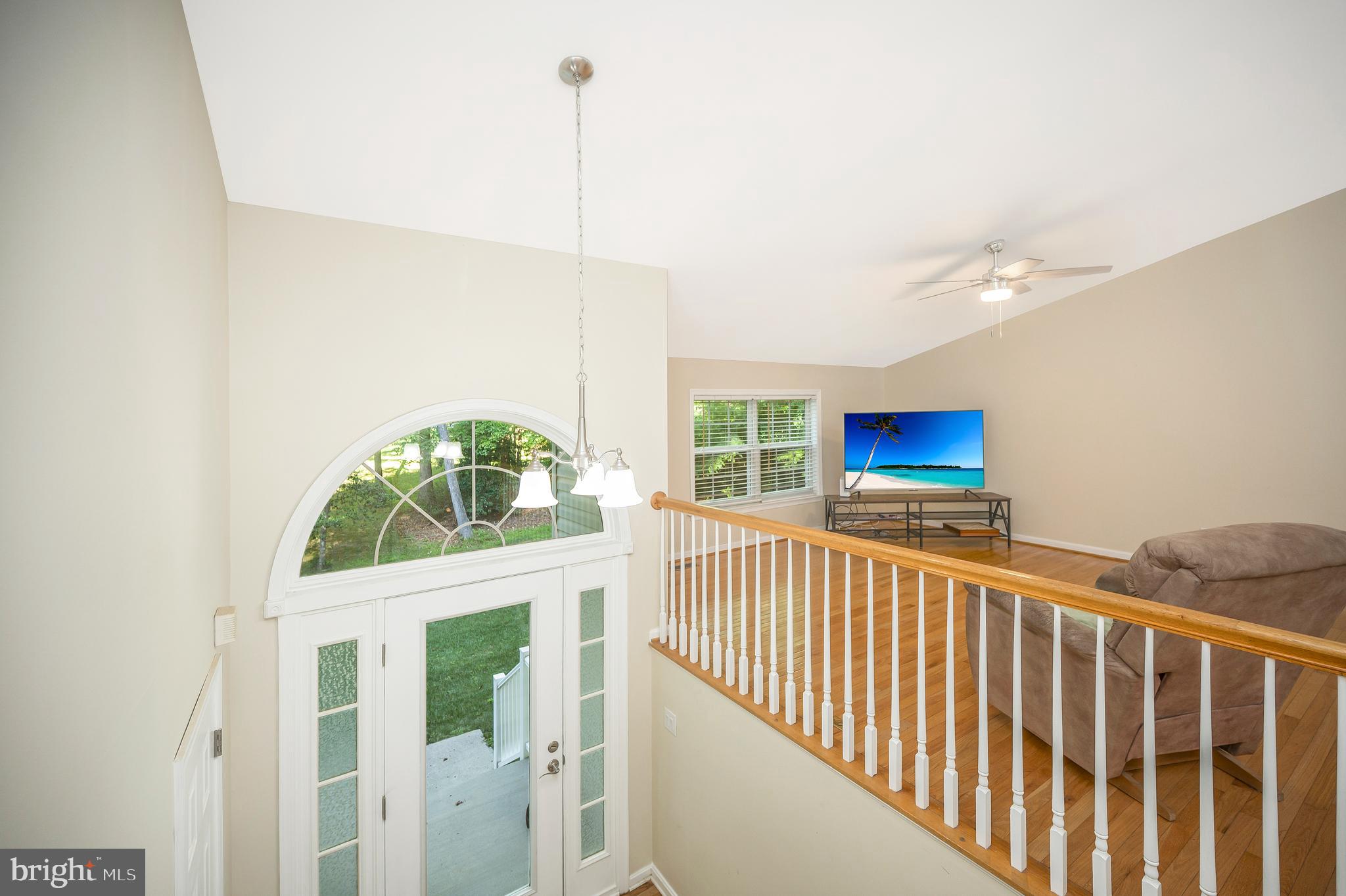 62 CASCADE LANE