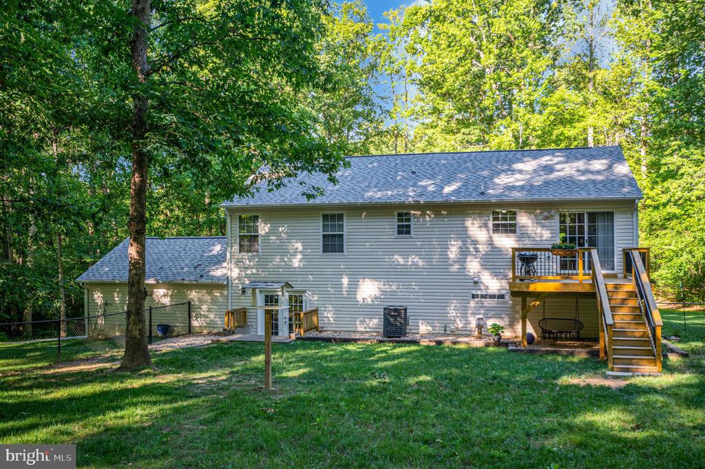 62 CASCADE LANE