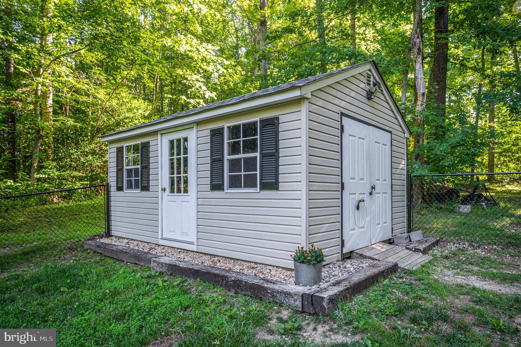 62 CASCADE LANE
