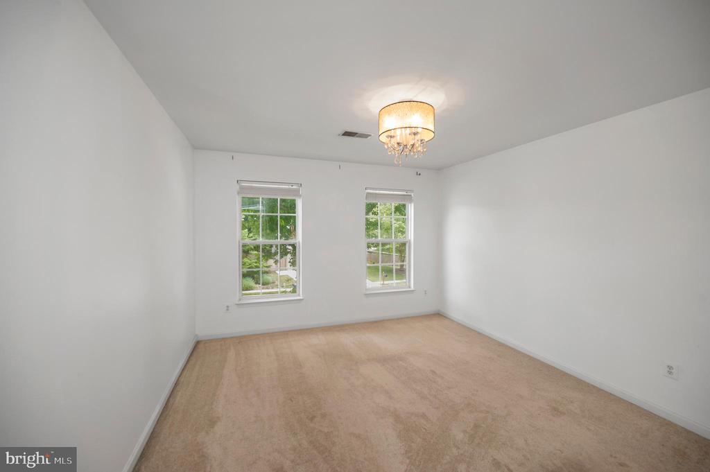 14 RIVER OAK DRIVE