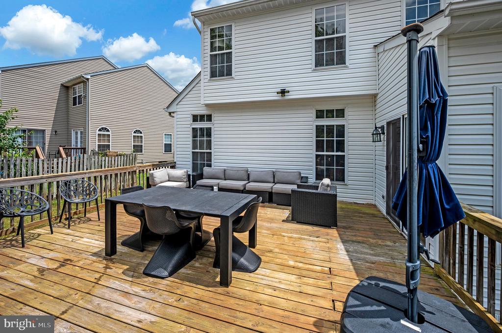 14 RIVER OAK DRIVE