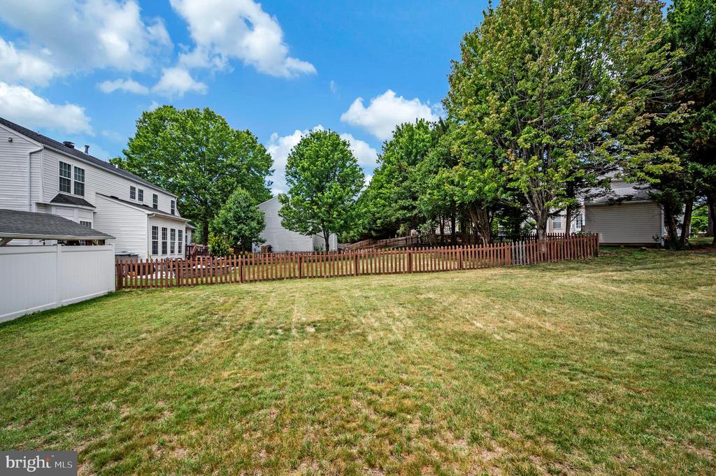 14 RIVER OAK DRIVE