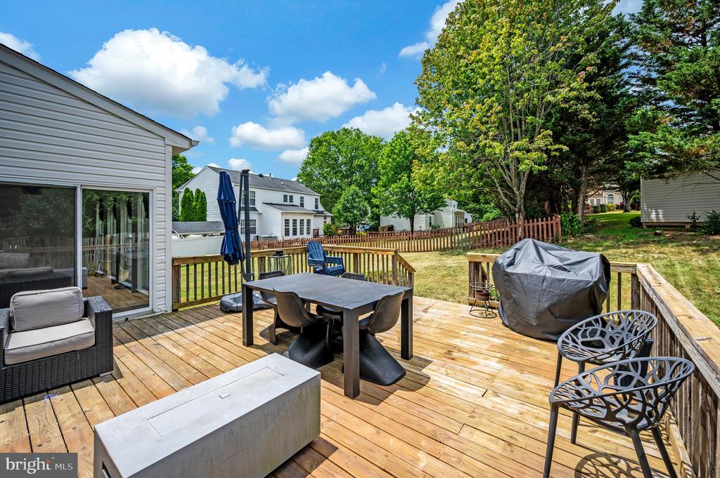 14 RIVER OAK DRIVE
