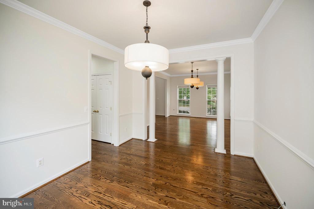 14 RIVER OAK DRIVE