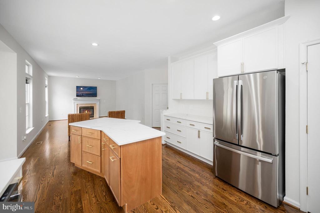 14 RIVER OAK DRIVE