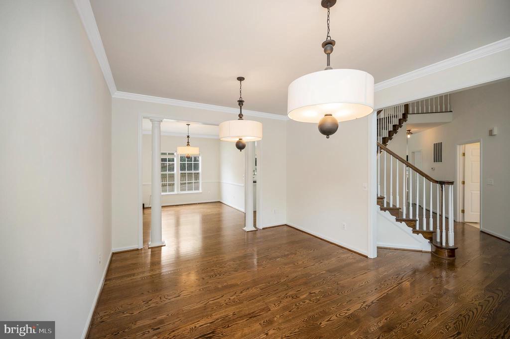 14 RIVER OAK DRIVE