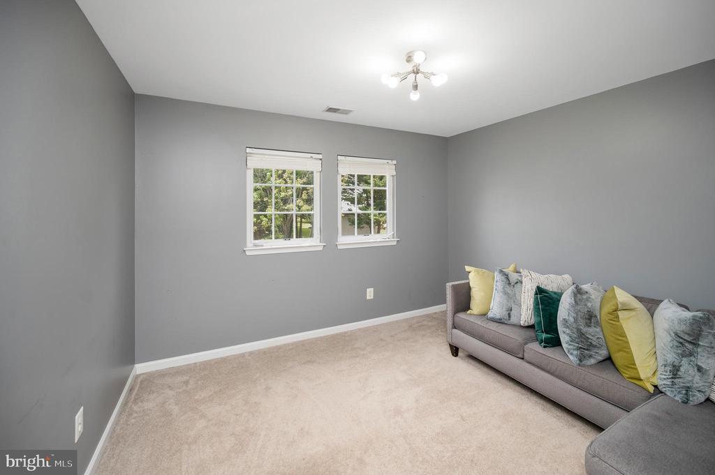 14 RIVER OAK DRIVE