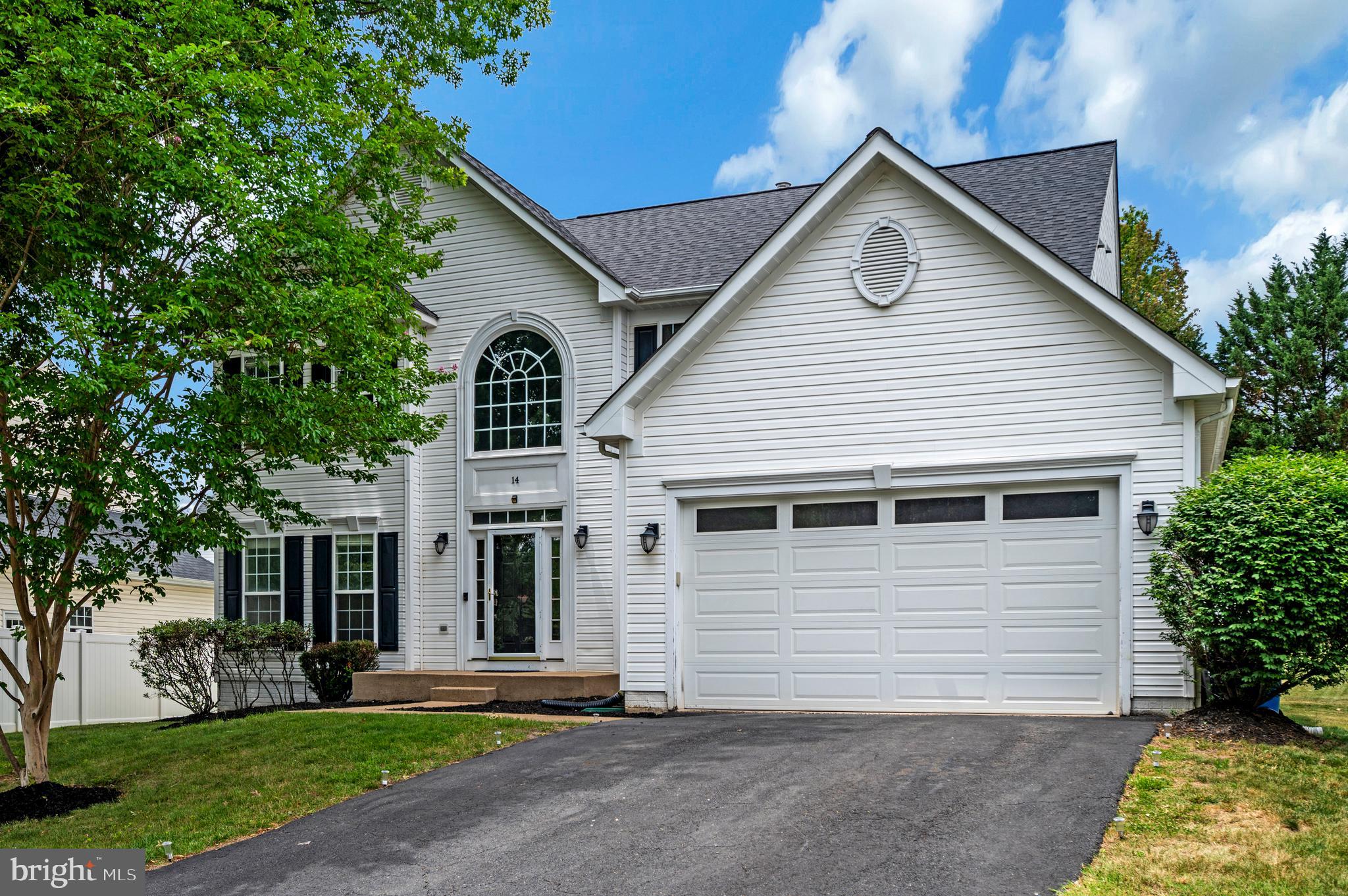 14 RIVER OAK DRIVE