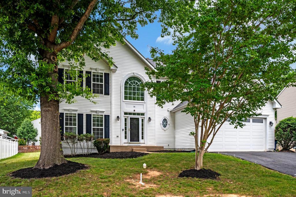 14 RIVER OAK DRIVE