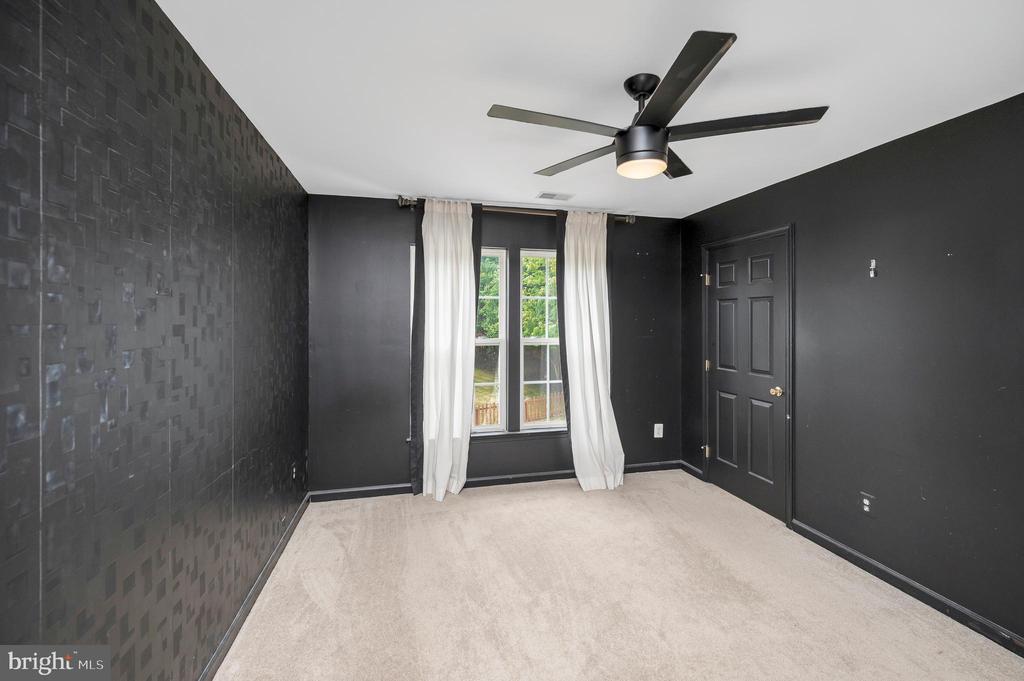 14 RIVER OAK DRIVE