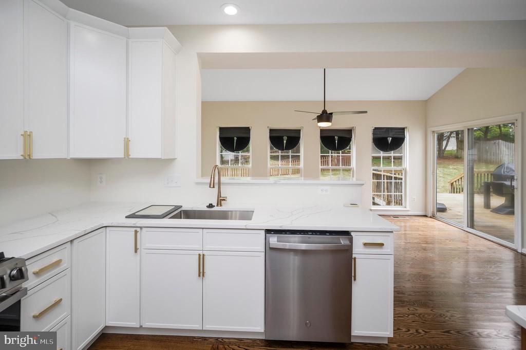 14 RIVER OAK DRIVE