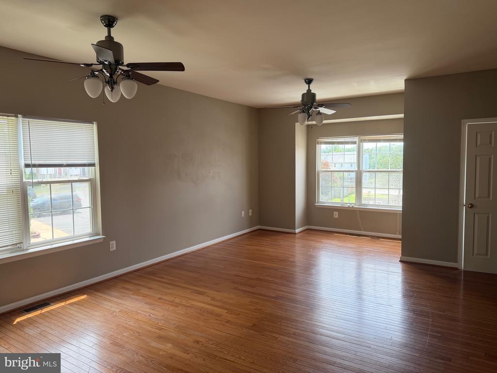 26 TOWNES PLACE