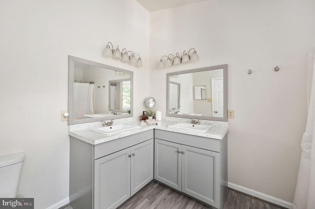 22 TANTERRA DRIVE
