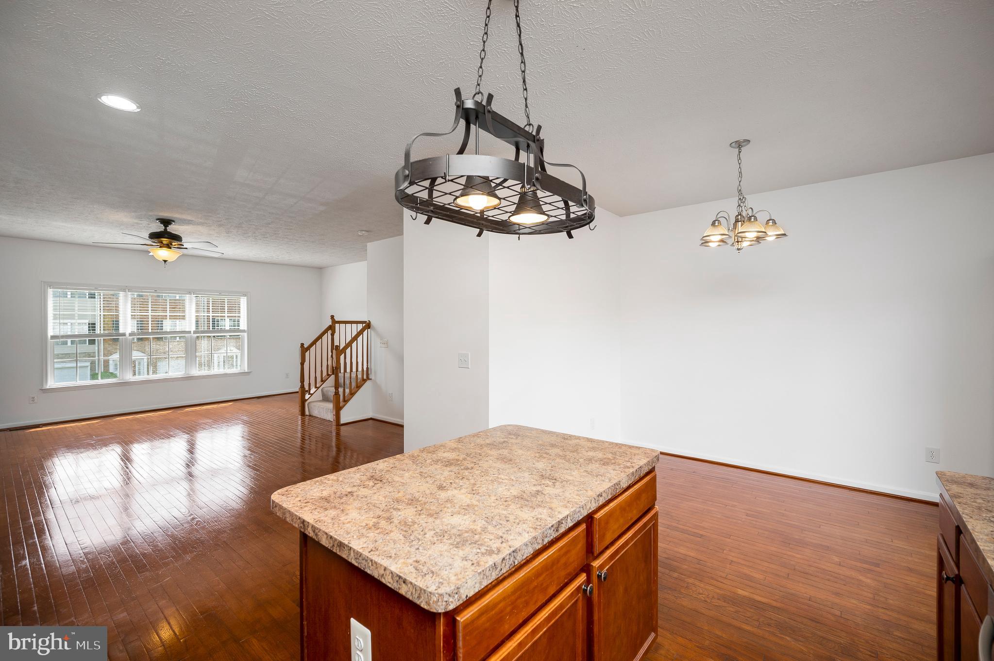 104 STINGRAY COURT