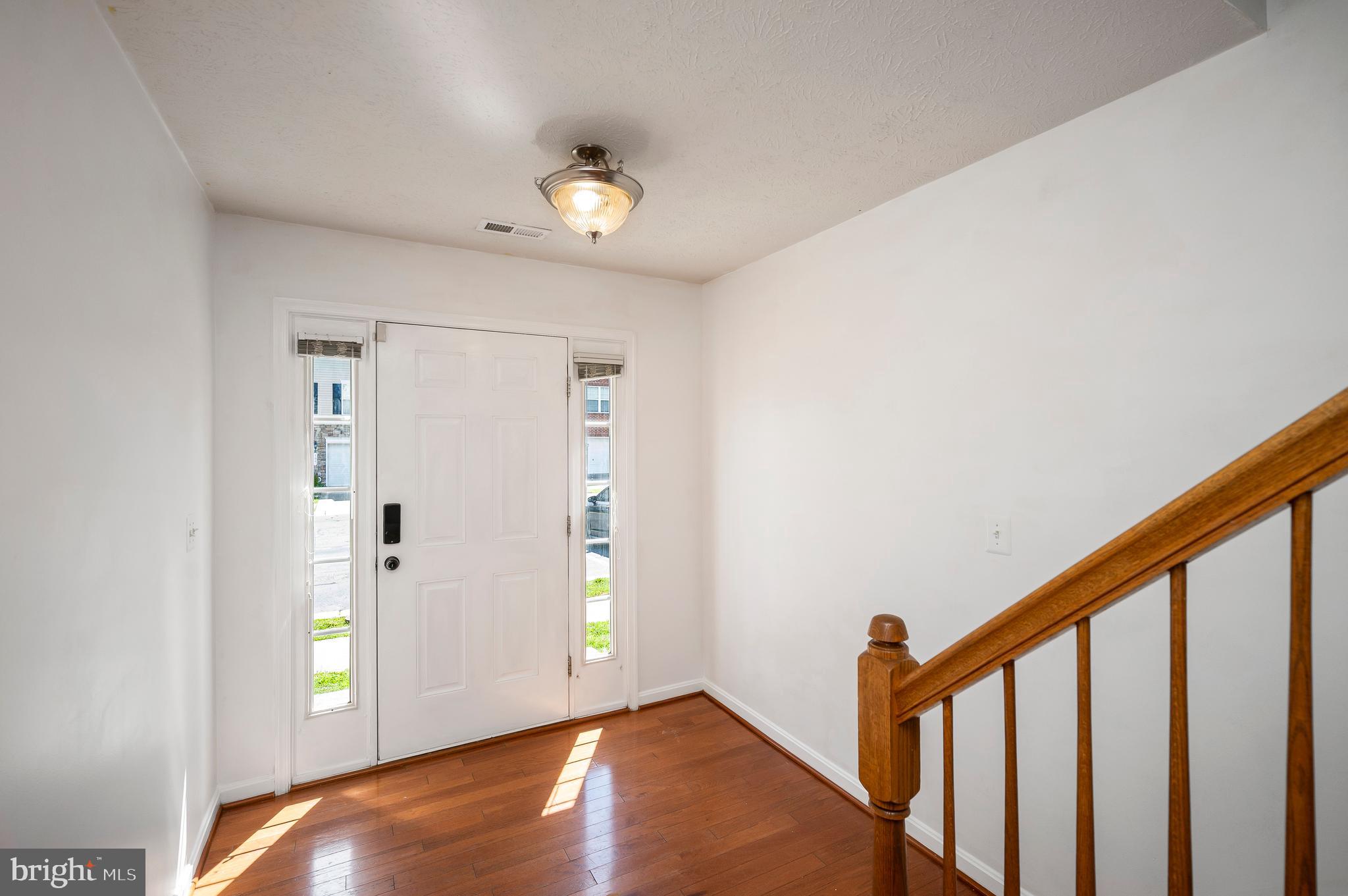104 STINGRAY COURT