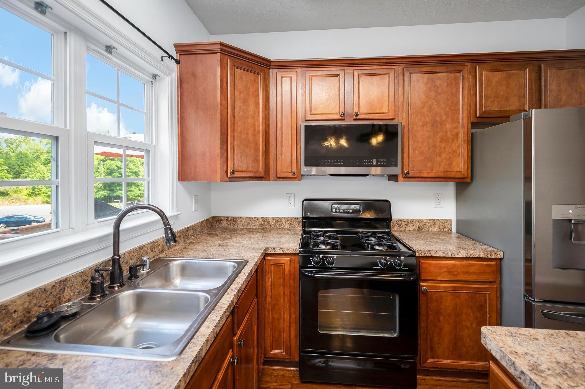 104 STINGRAY COURT