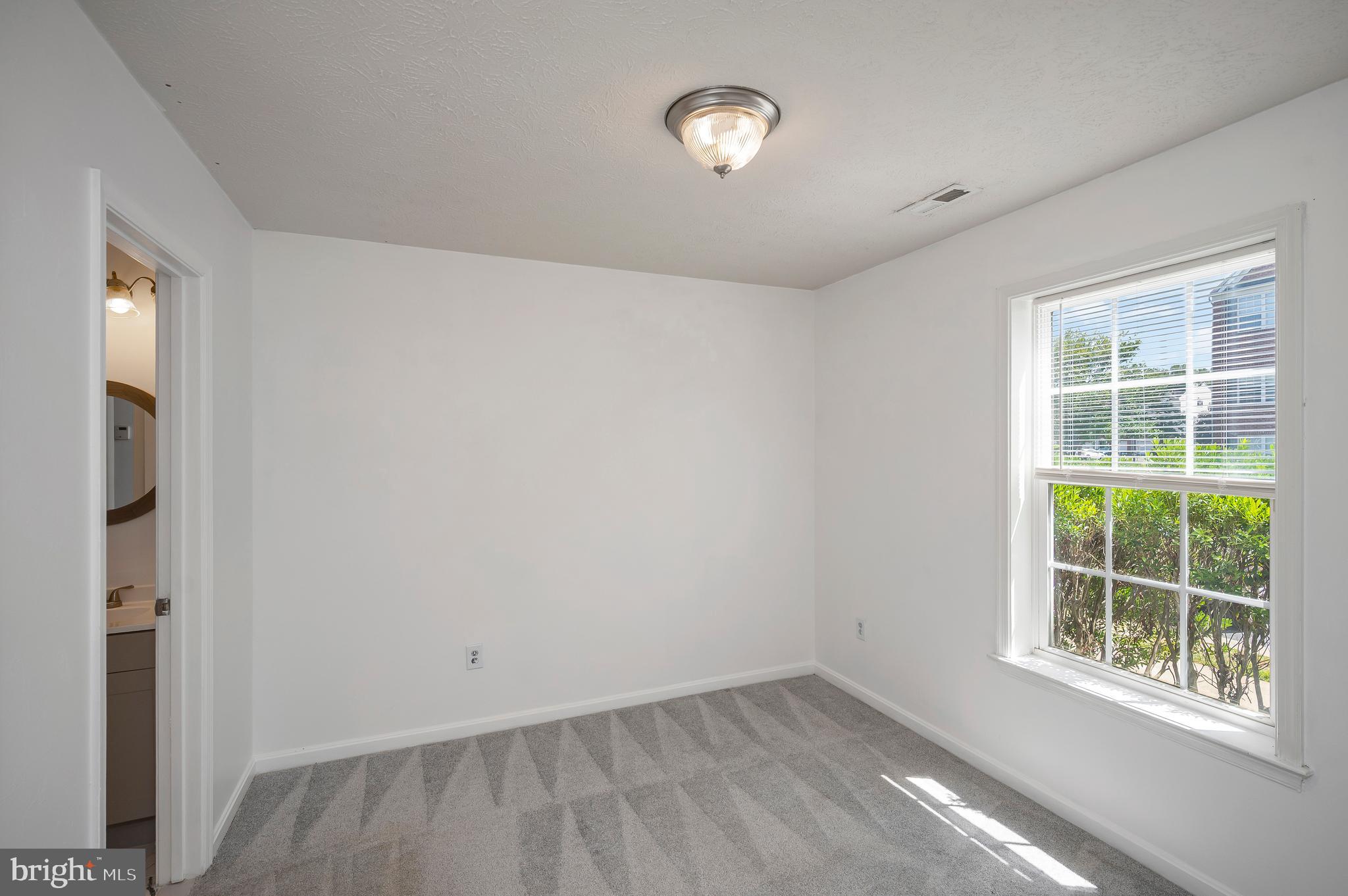 104 STINGRAY COURT