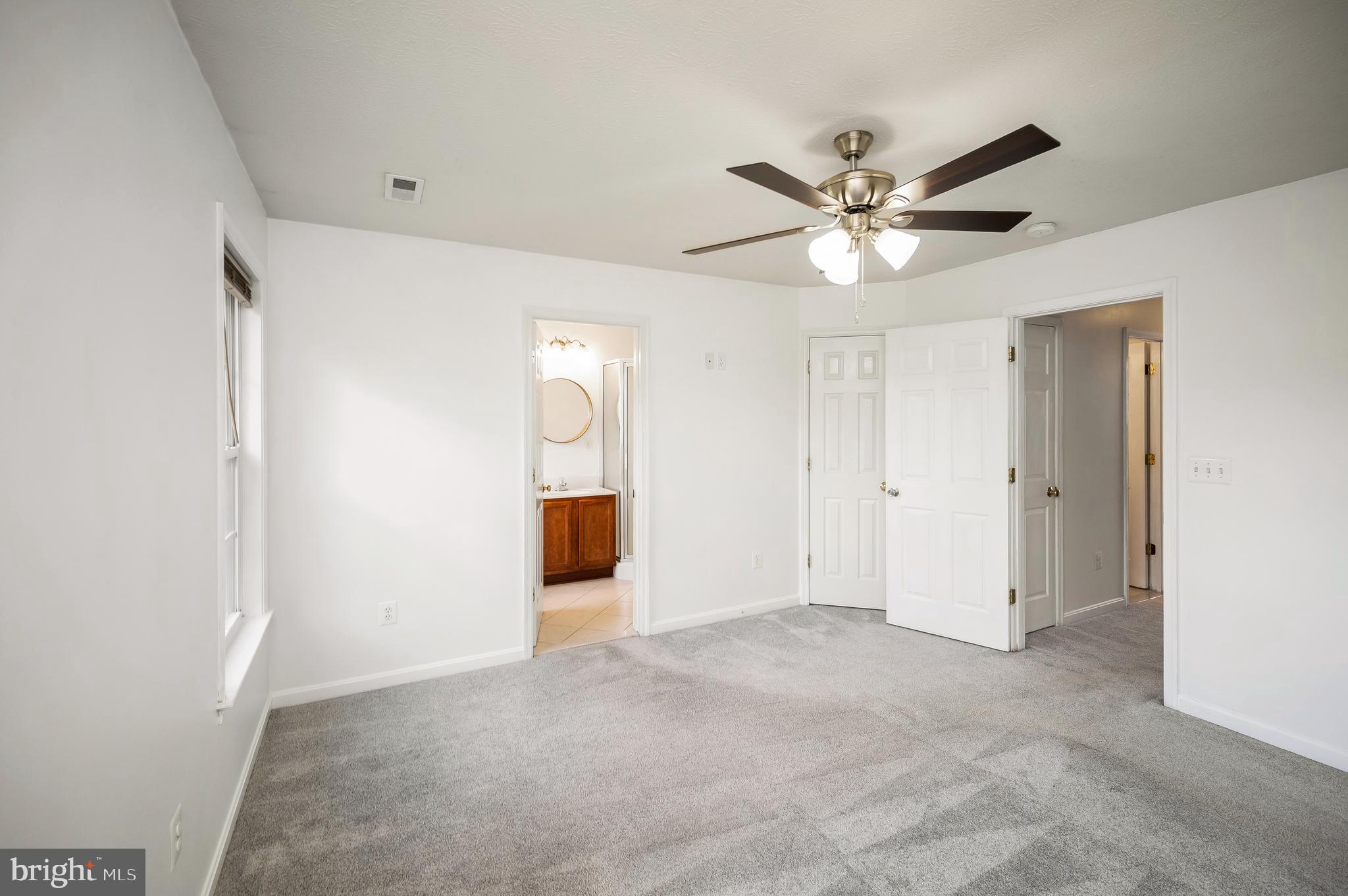 104 STINGRAY COURT