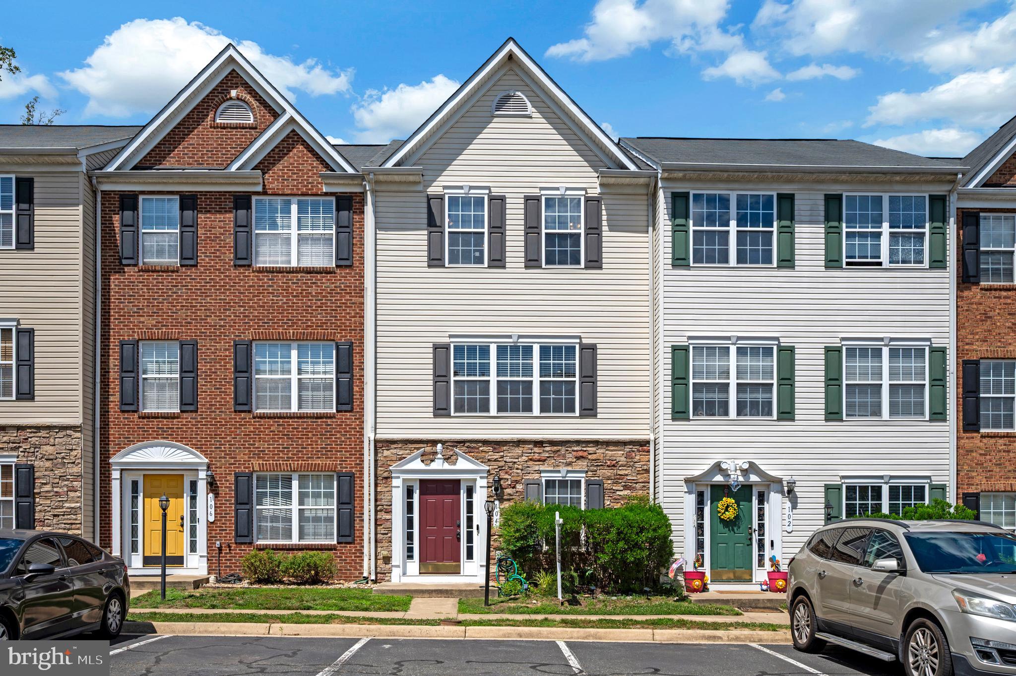 104 STINGRAY COURT