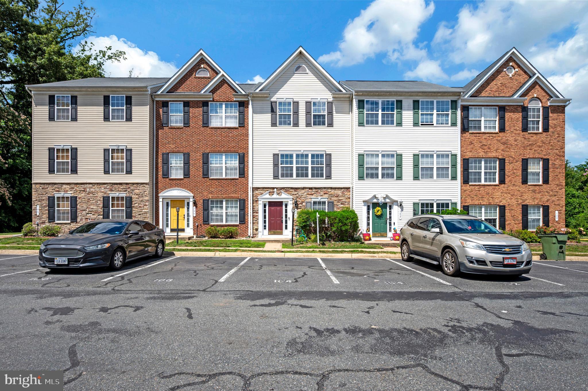 104 STINGRAY COURT