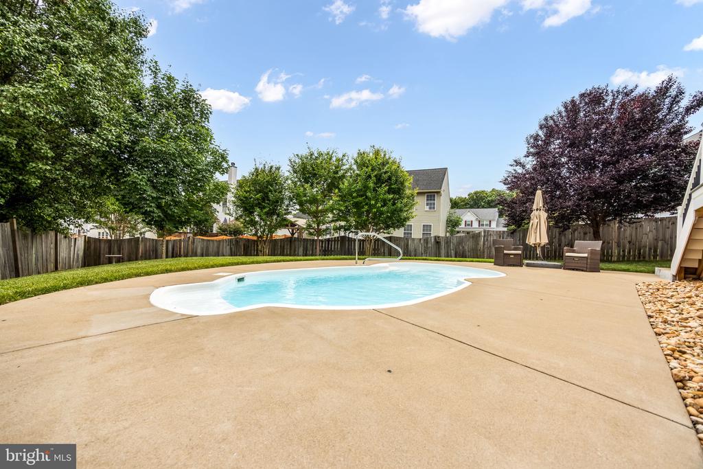 6 SAINT JOHNS COURT