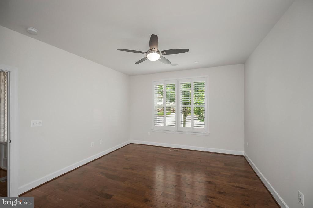 420 PEAR BLOSSOM ROAD