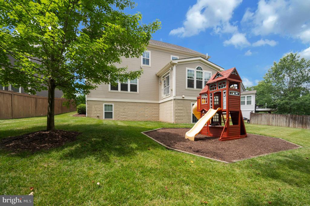 420 PEAR BLOSSOM ROAD