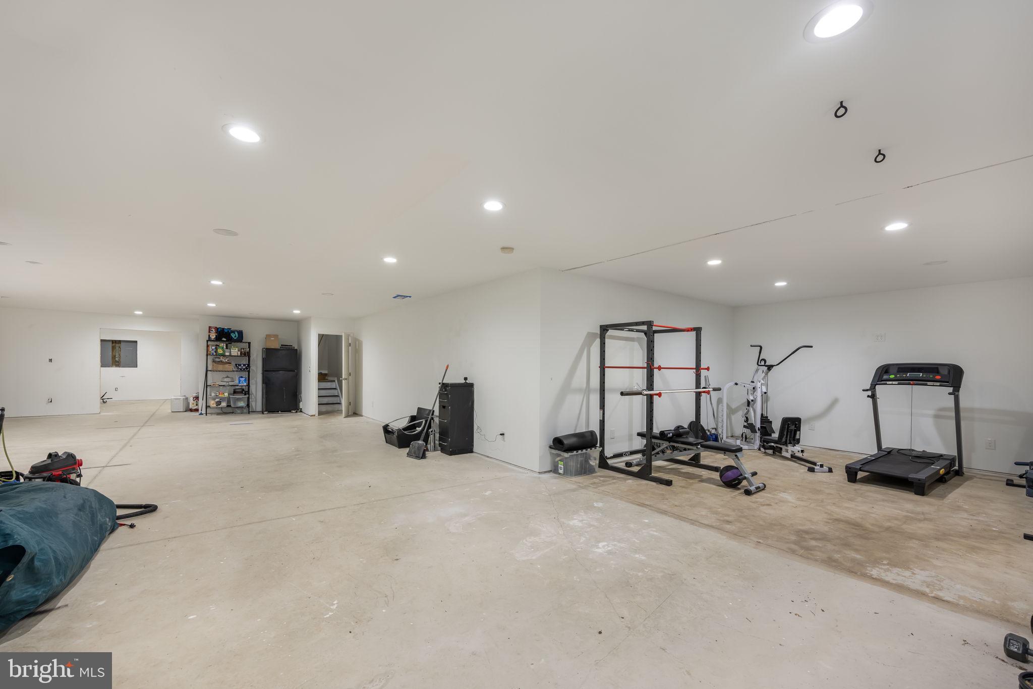 270 TELEGRAPH ROAD