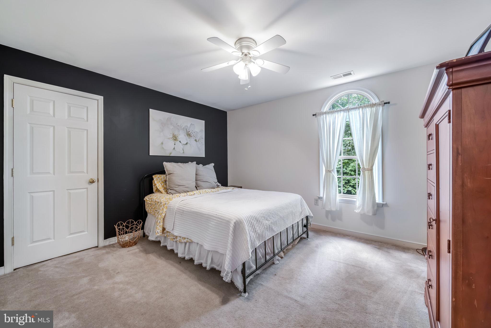 270 TELEGRAPH ROAD