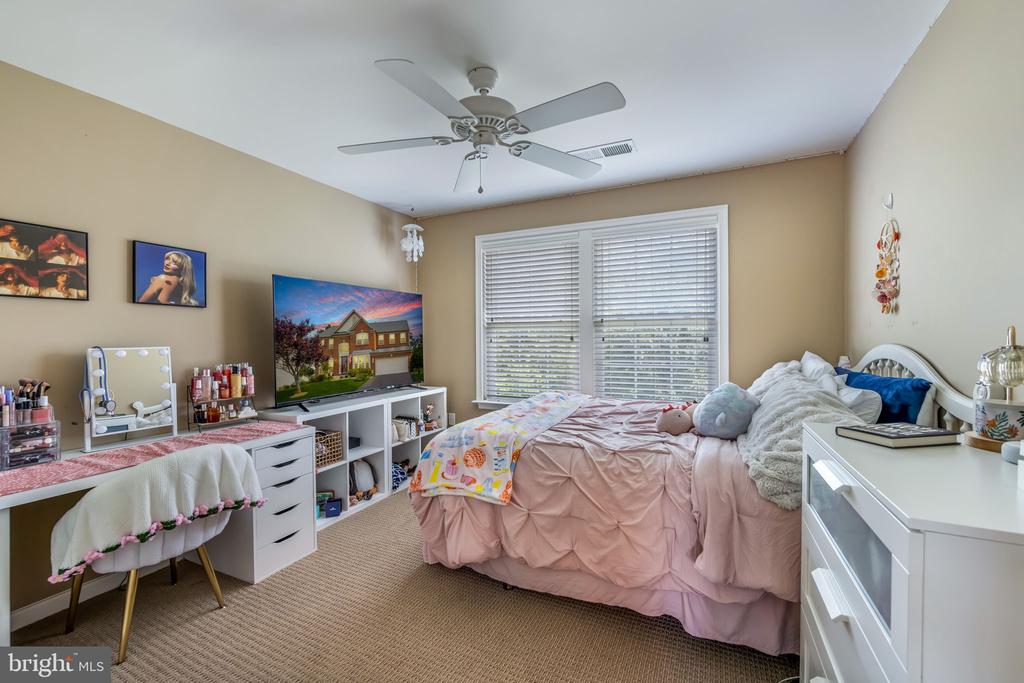 20 DEWITT ROAD