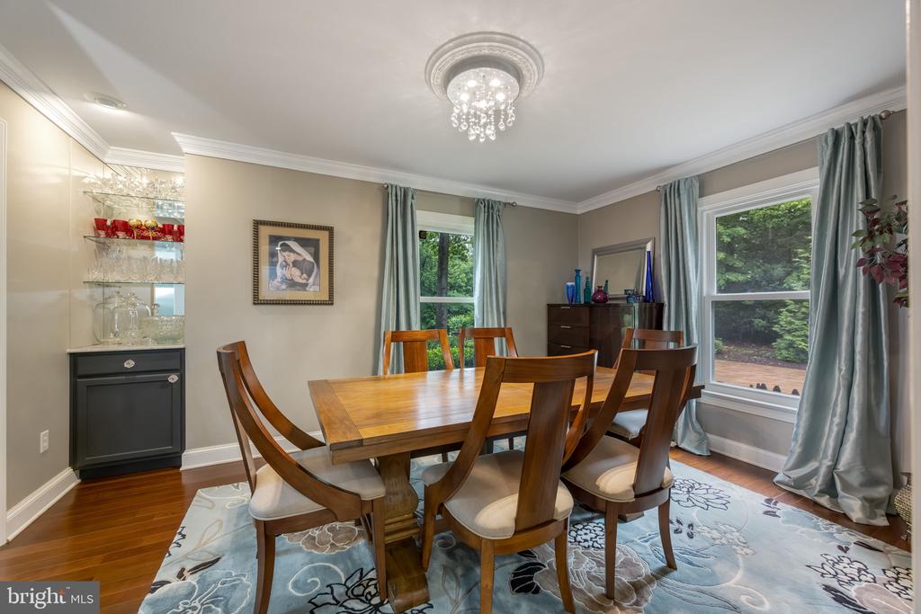 2 ABEL DRIVE