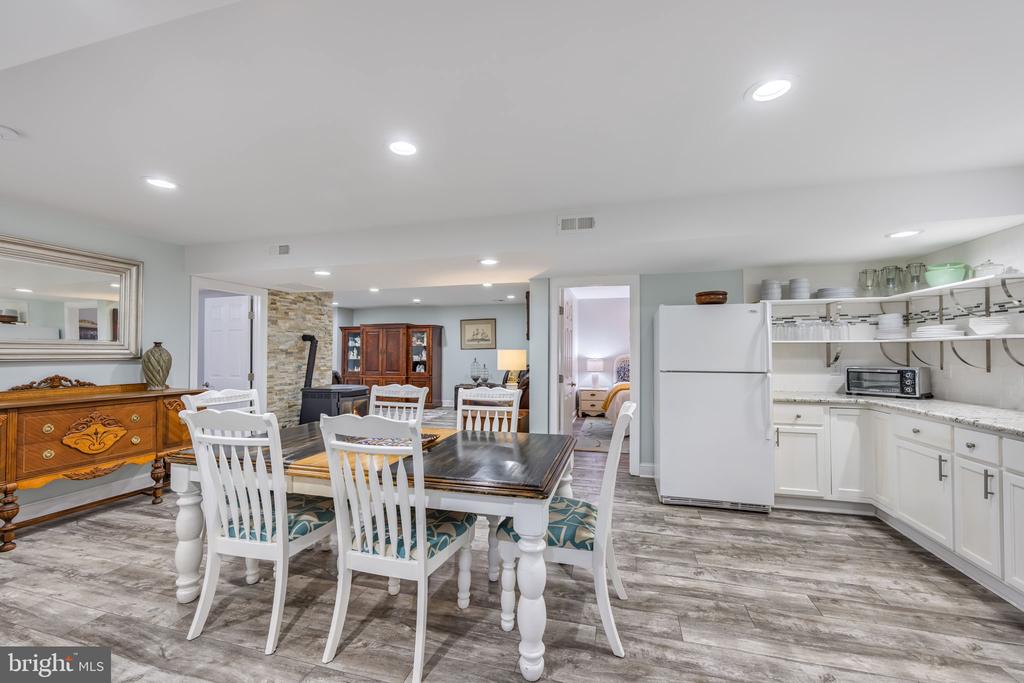 2 ABEL DRIVE