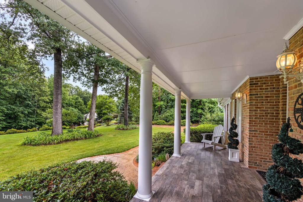 2 ABEL DRIVE
