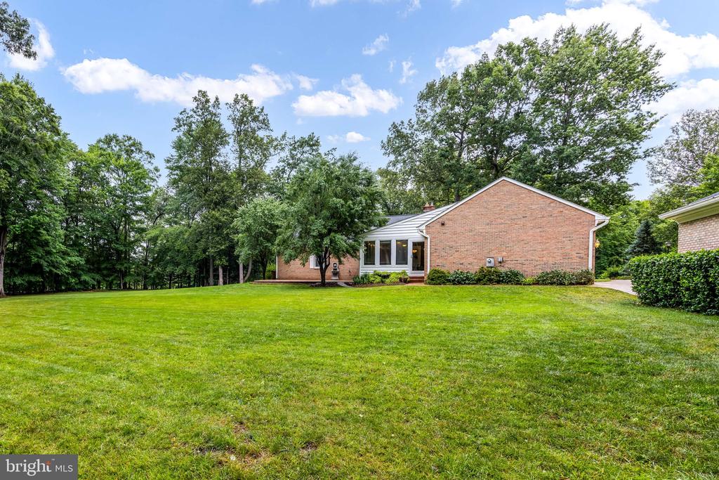 2 ABEL DRIVE