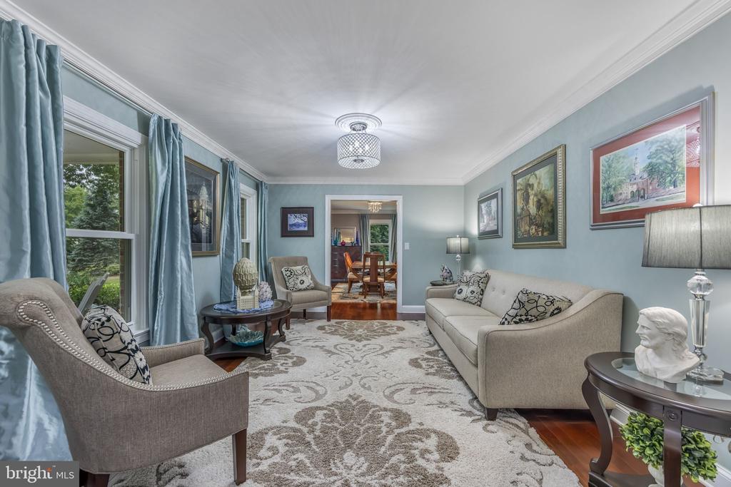 2 ABEL DRIVE
