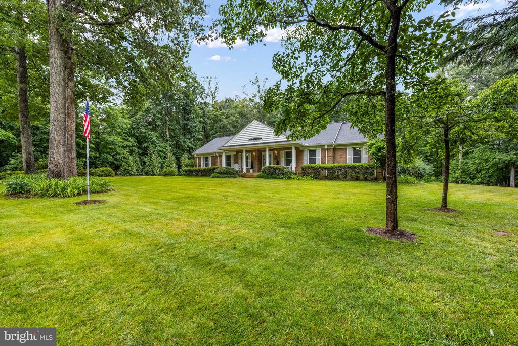 2 ABEL DRIVE