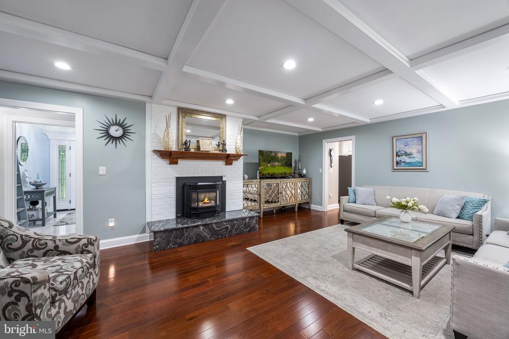 2 ABEL DRIVE
