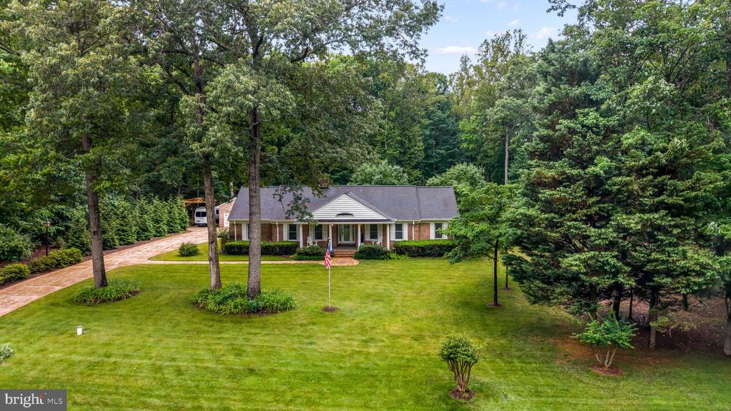 2 ABEL DRIVE