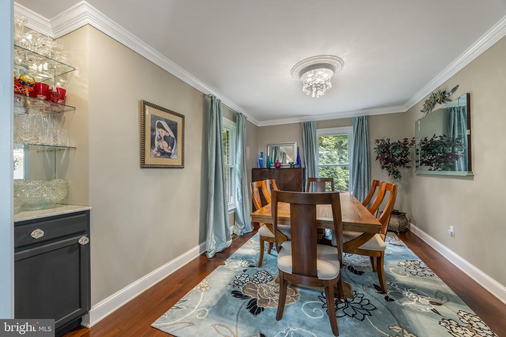 2 ABEL DRIVE