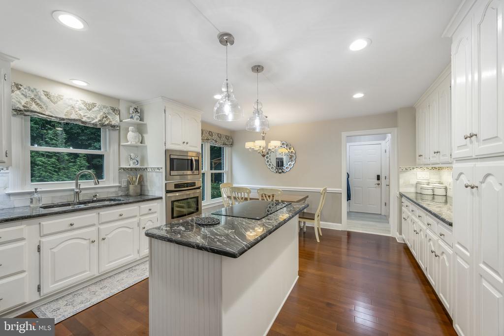 2 ABEL DRIVE