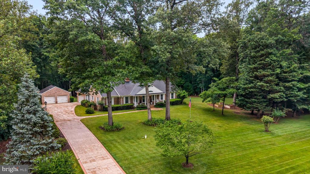 2 ABEL DRIVE