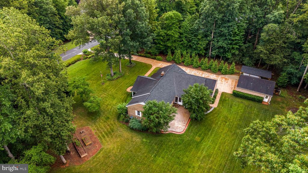 2 ABEL DRIVE