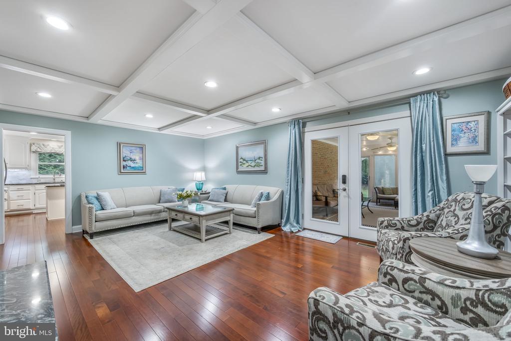 2 ABEL DRIVE