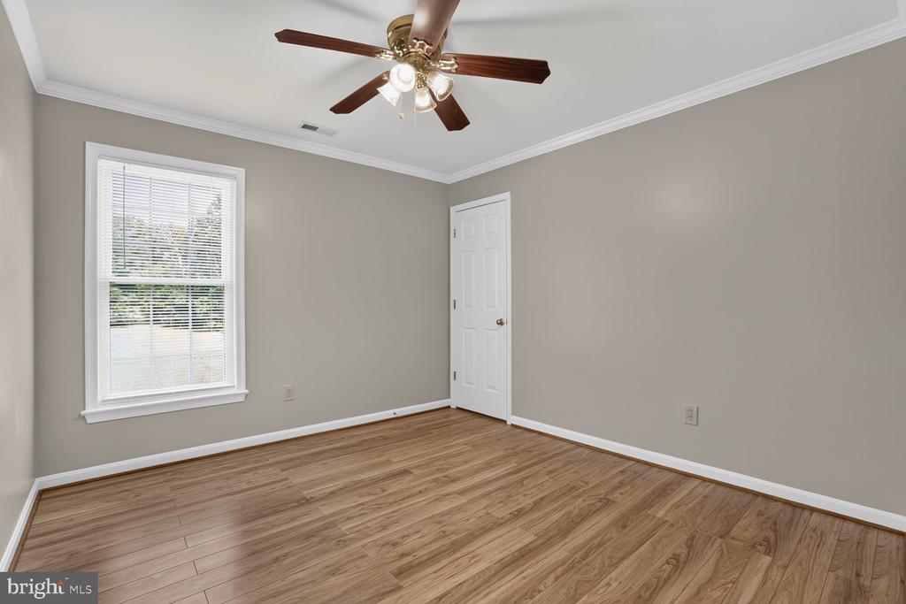 5 OLIVER COURT
