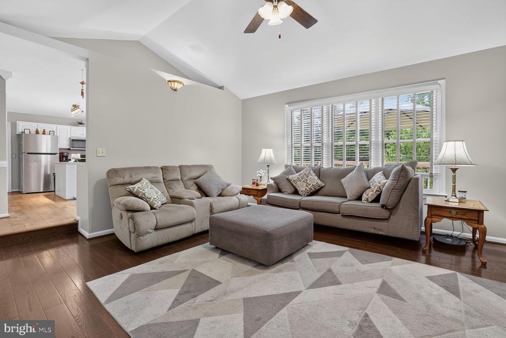 5 OLIVER COURT