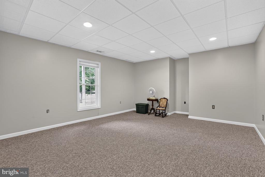 5 OLIVER COURT