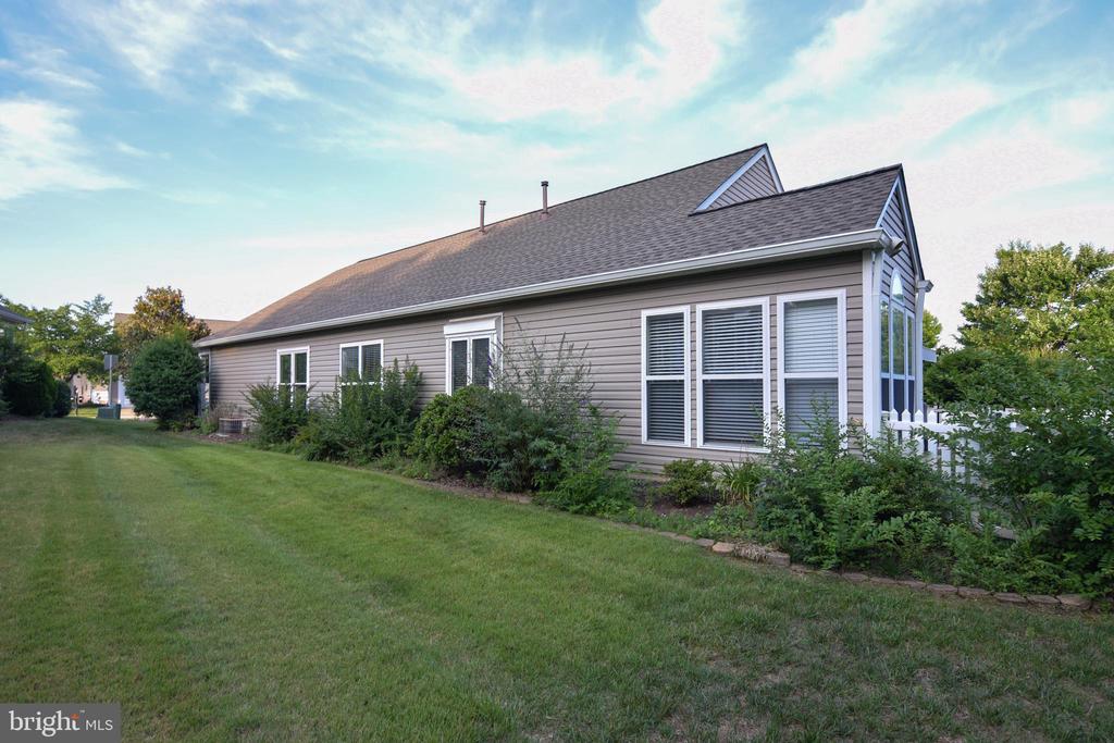 34 CHANTILLY PLACE