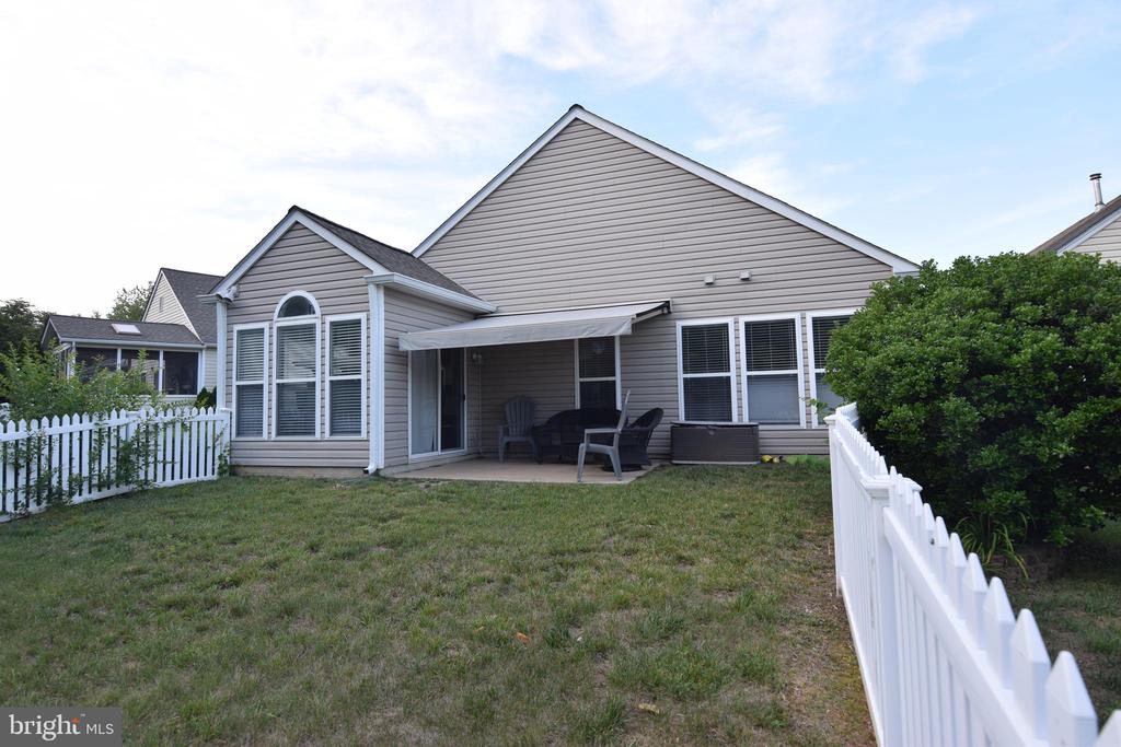 34 CHANTILLY PLACE