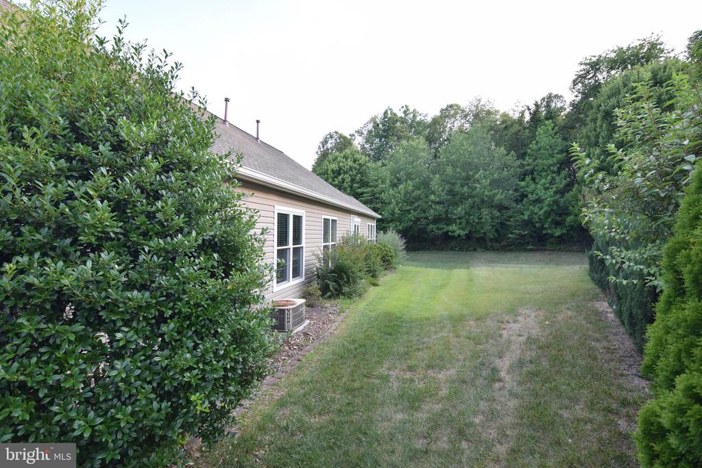 34 CHANTILLY PLACE